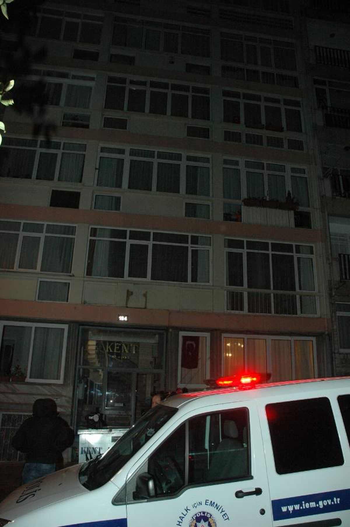 Baterist Behçet Türkekul Evinde Ölü Bulundu