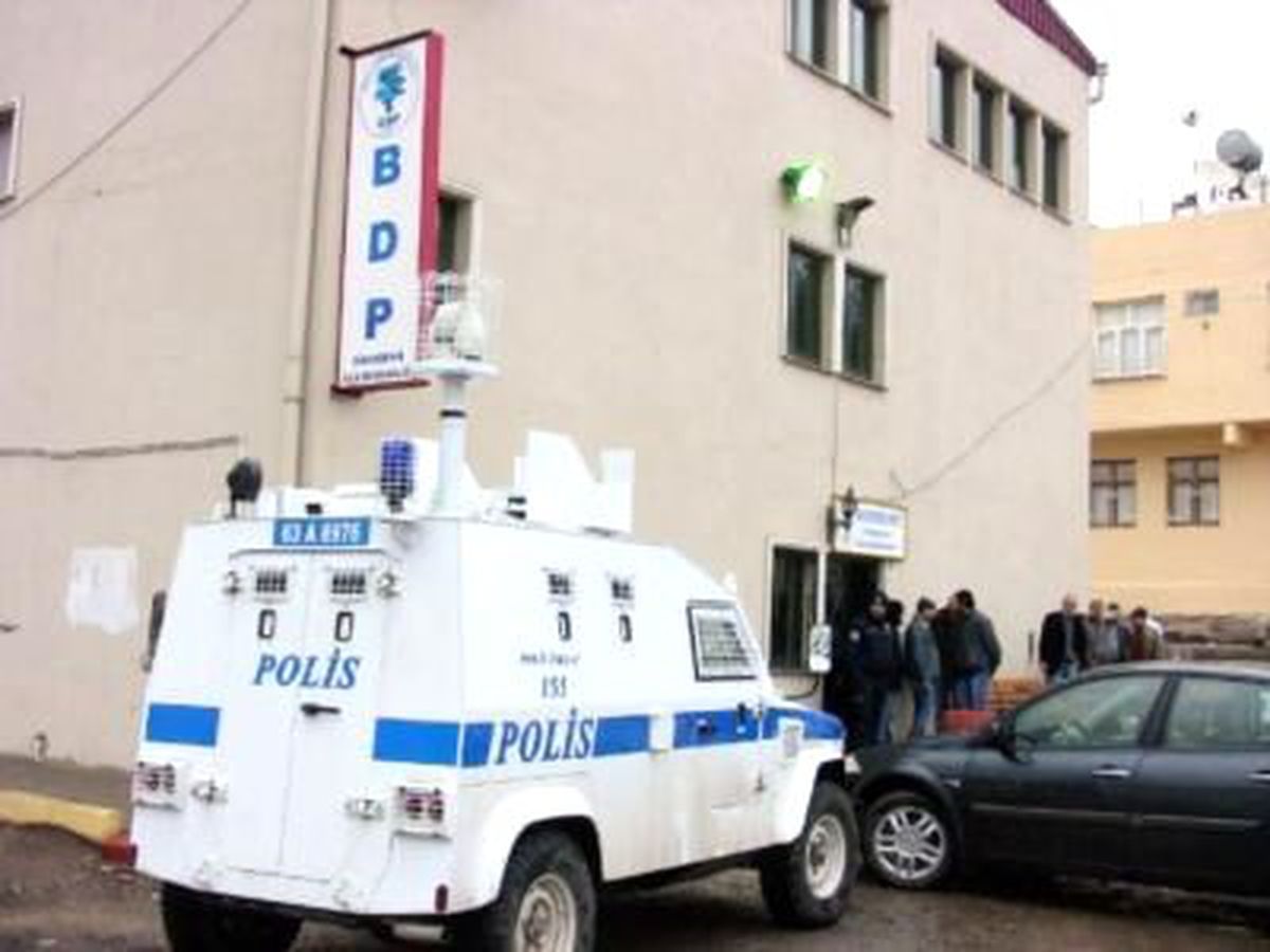 BDP Adana İl-İlçe Başkanlıklarında Arama