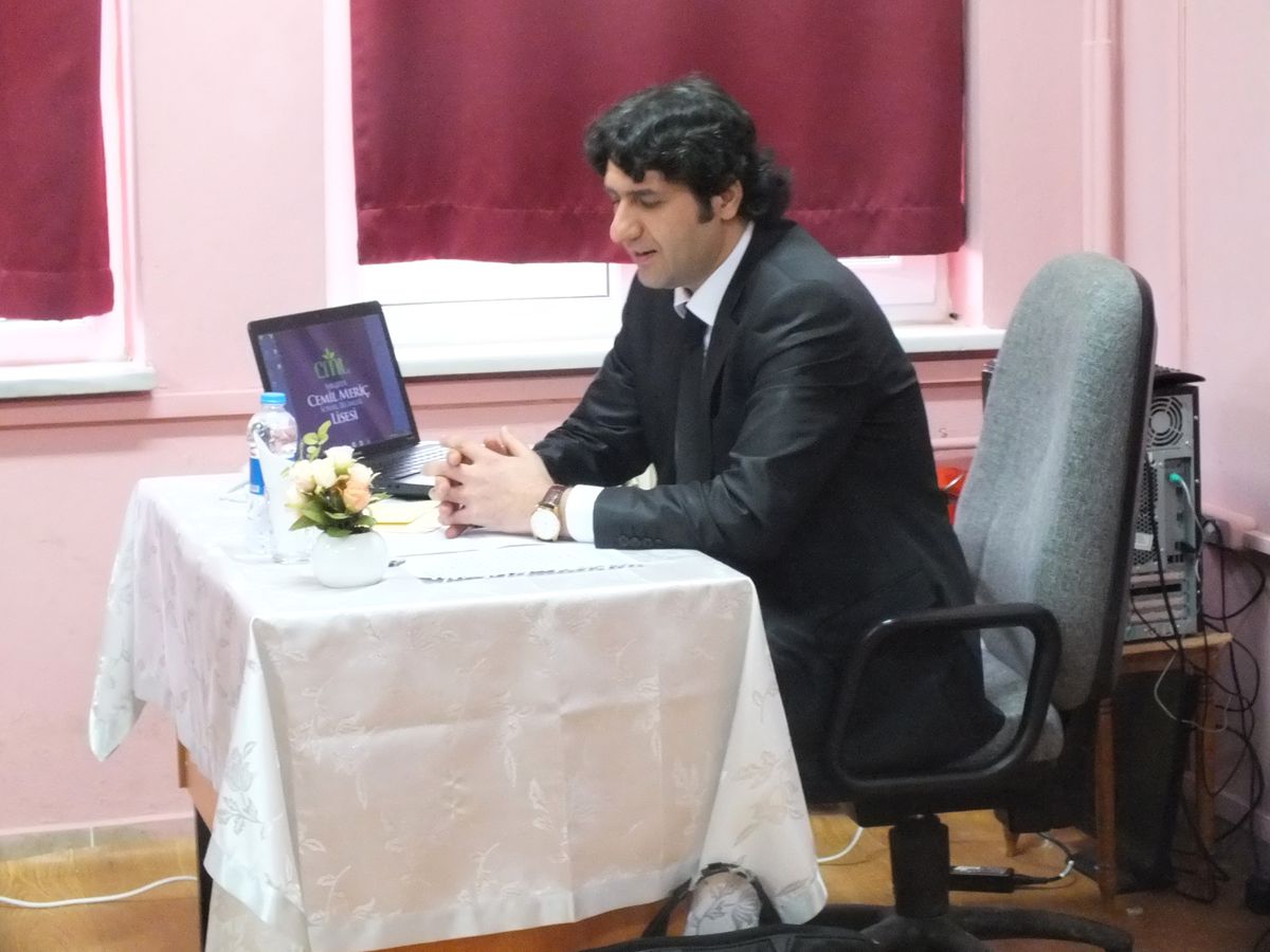 Cemil Meriç Sosyal Bilimler Lisesinde Oryantalist Ressamlar Söyleşisi