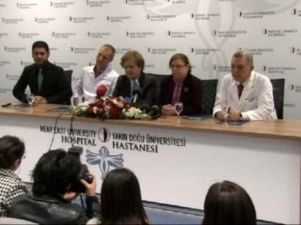 KKTC Kurucu Cumhurbaşkanı Denktaş\'ın Sağlık Durumu Ciddiyetini Koruyor (2)