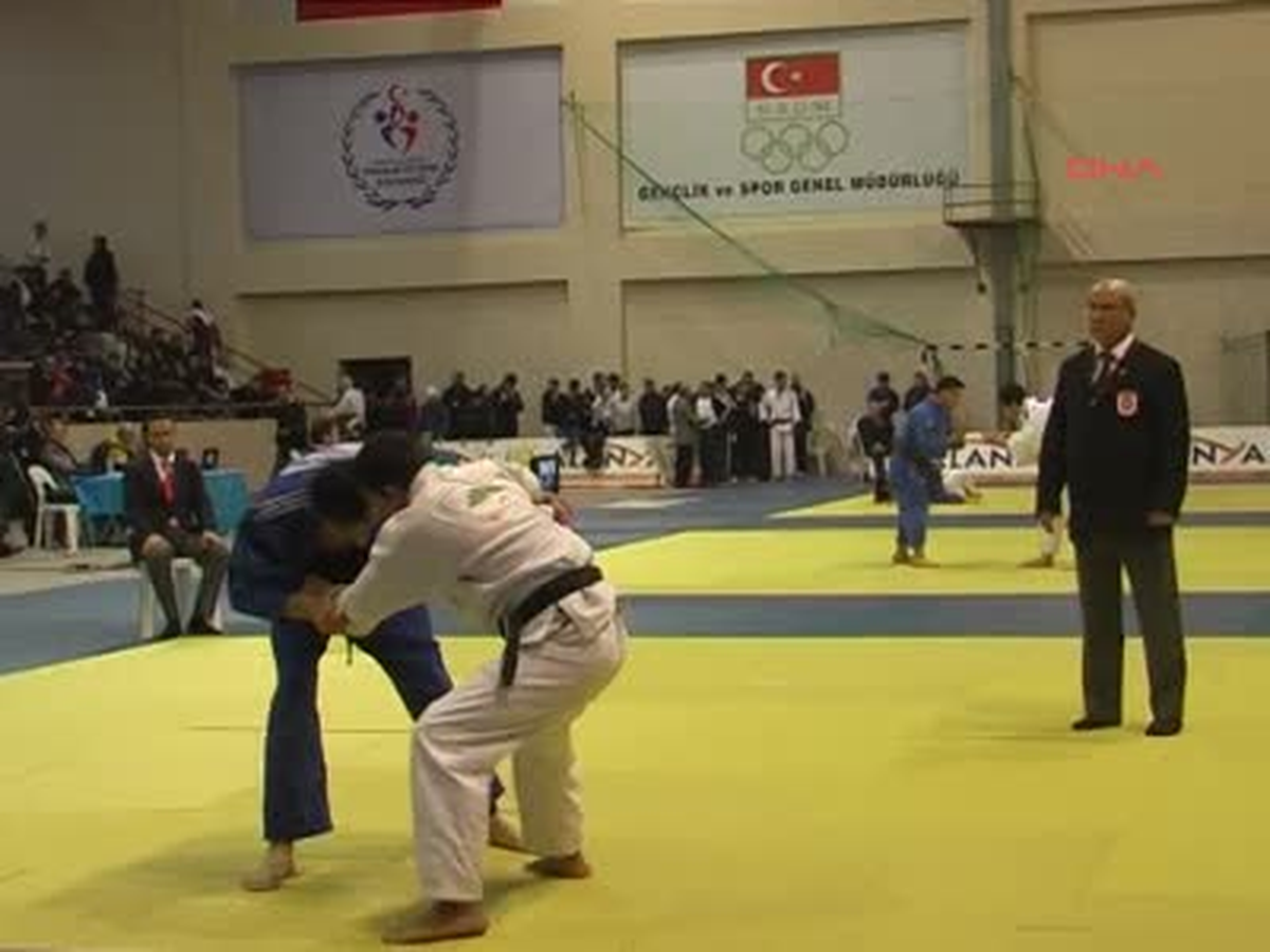 Türkiye Judo Şampiyonası Alanya'da Başladı
