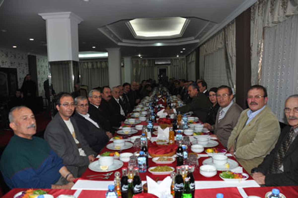 Vali Oğuz; "Muhtarlara Önem Verin"