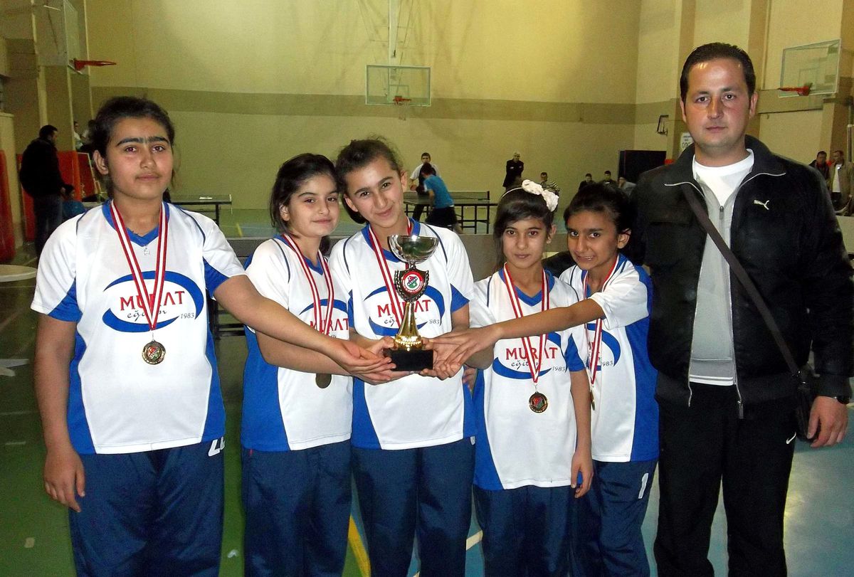 Yavuz Selim Masa Tenisi Kız Takımı Manisa Şampiyonu Oldu