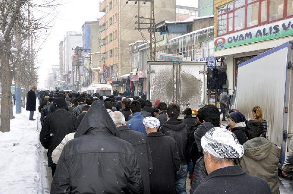 Yuksekova\'da KCK Protestosu