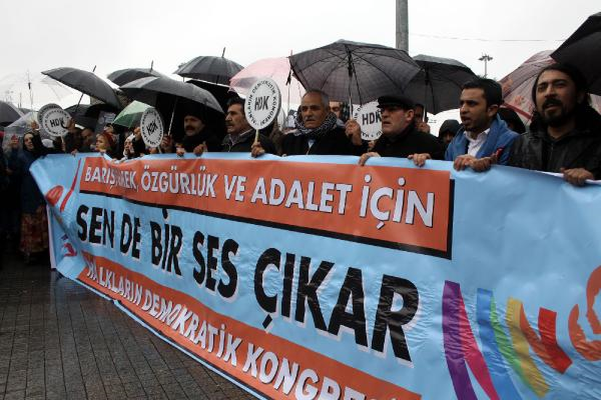 BDP\' Li Grup Kck Tutuklamalarını Protesto Etti