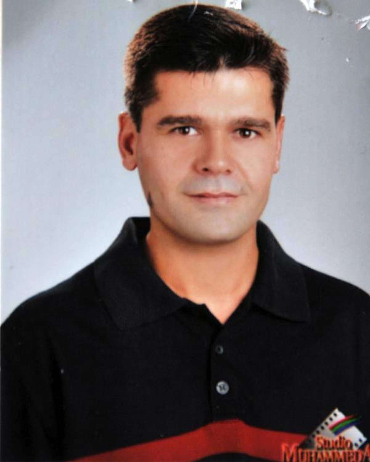 Çay İçmeye Geldiği Aile Dostunu Öldürdü