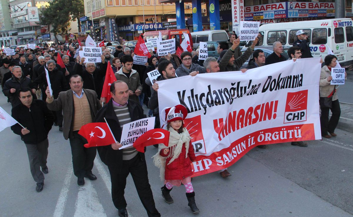 CHP'lilerin 'Fezleke' Tepkisi