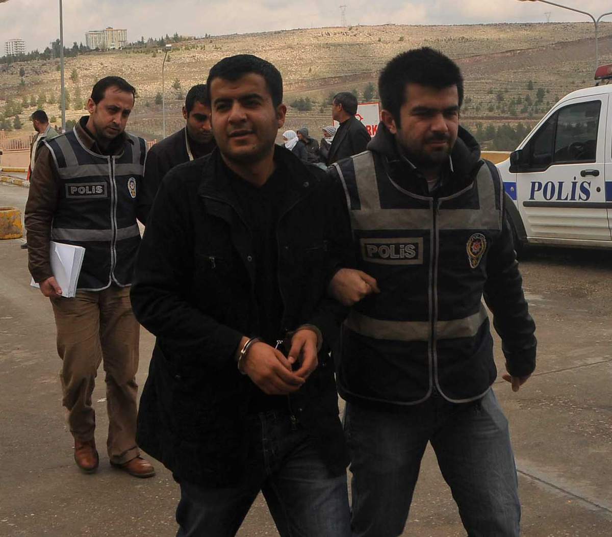 Dolandırıcılık Şebekesi Çökertildi