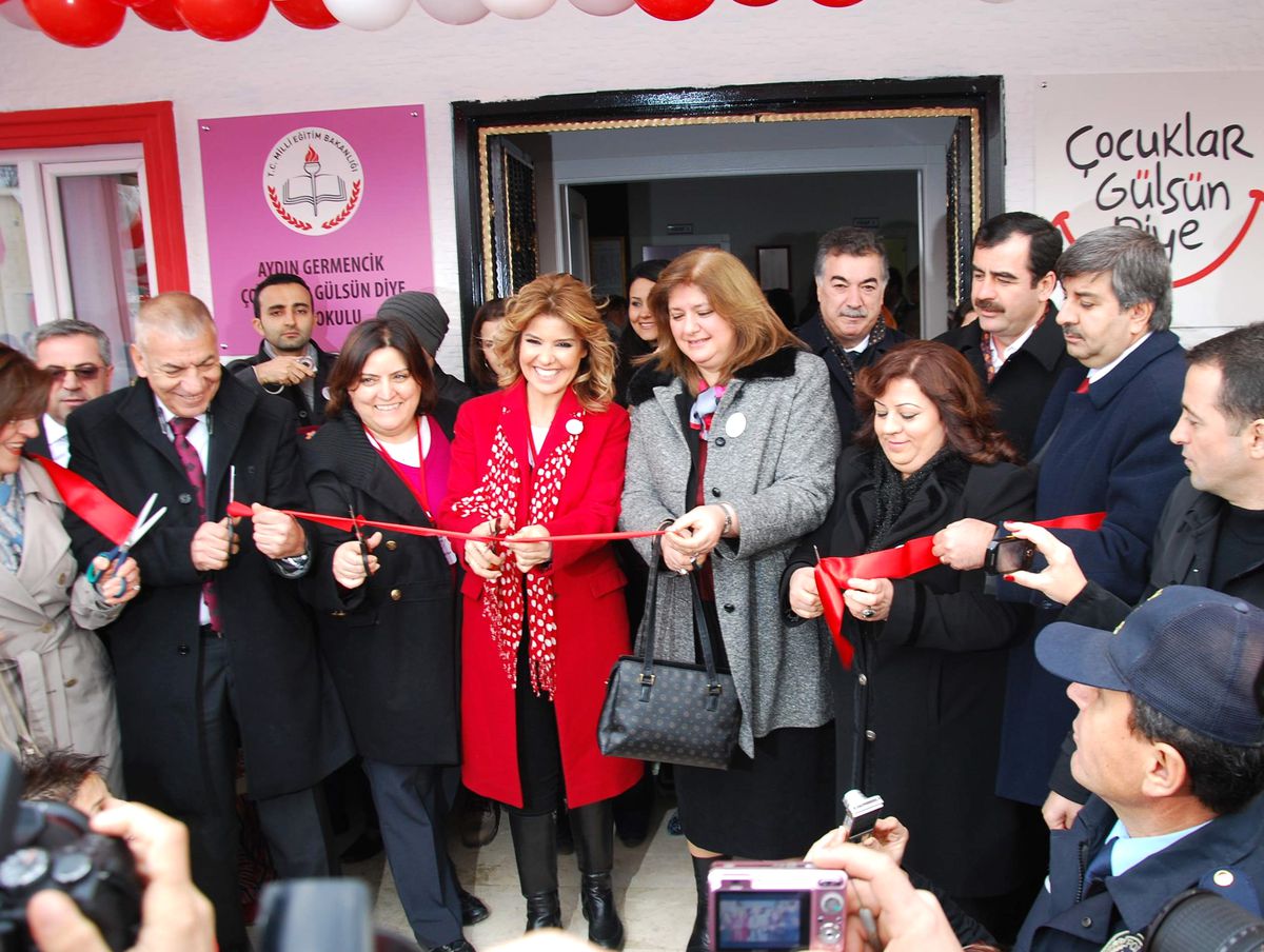 Gülben Ergen 8. Anaokulunu Aydın'da Açtı