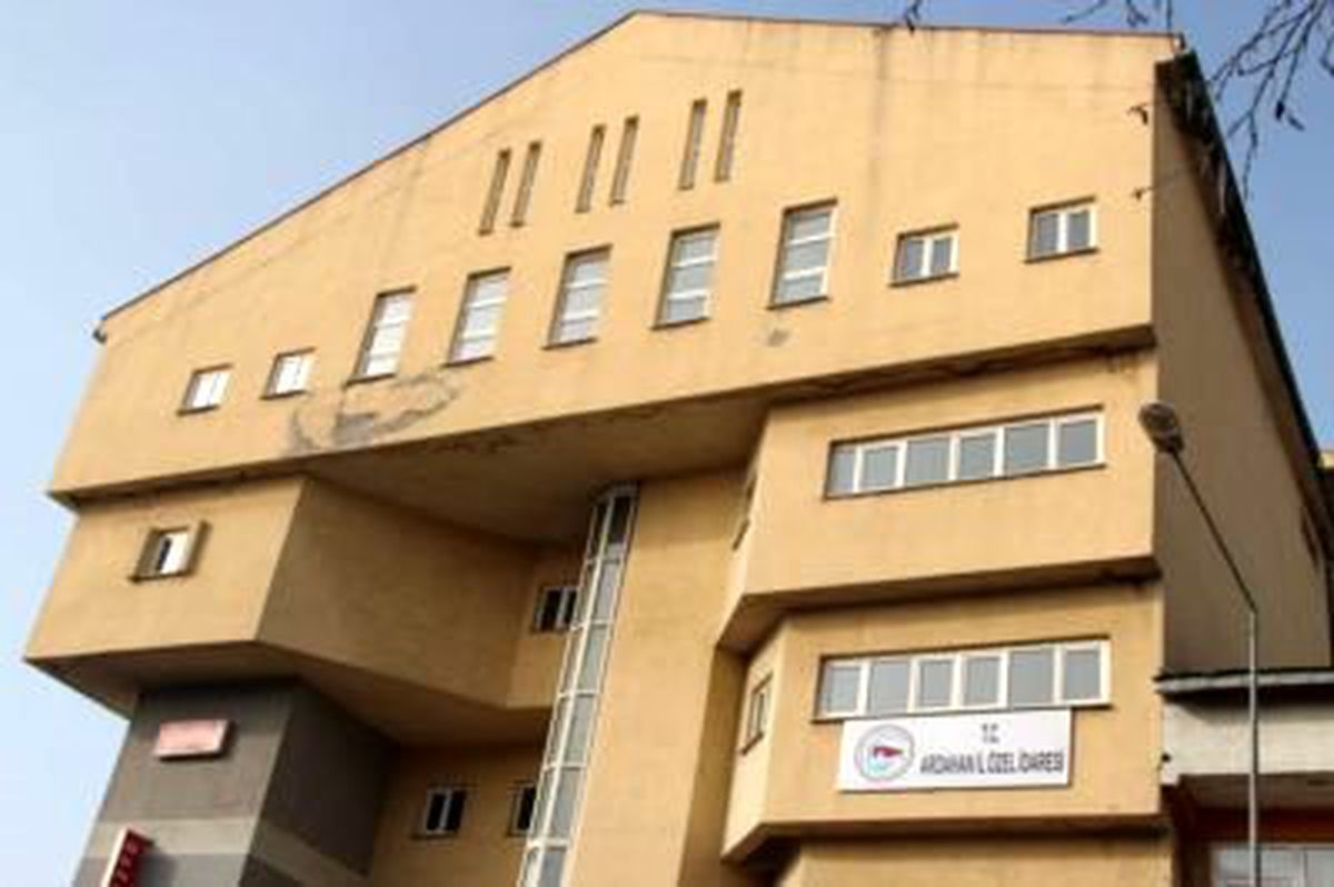 İl Özel İdaresi Yeni Yerine Taşındı