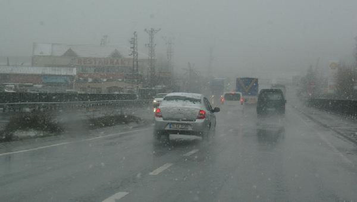 İstanbul\'da Kar Yağışı