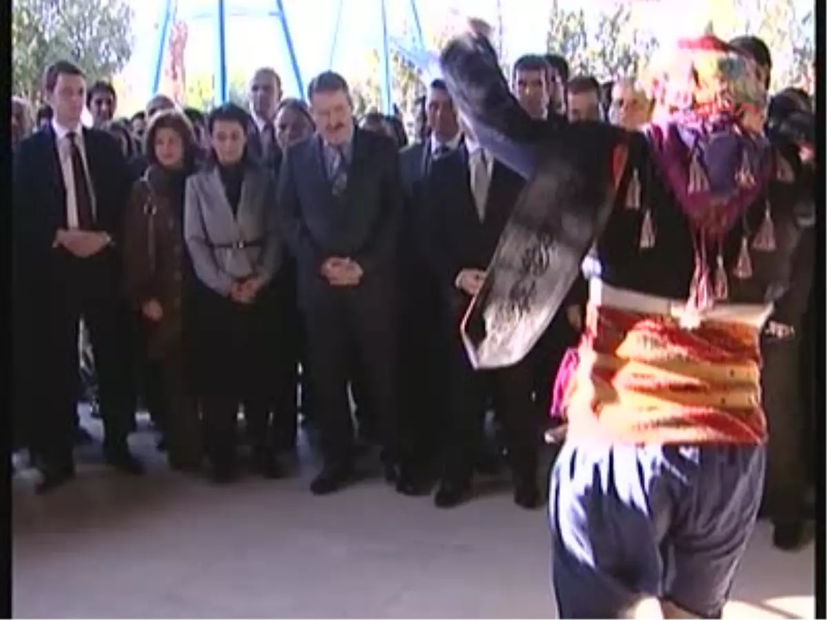 İzmirdetay Bakan Kılıç; 19 Mayıs Yok Sayılamaz