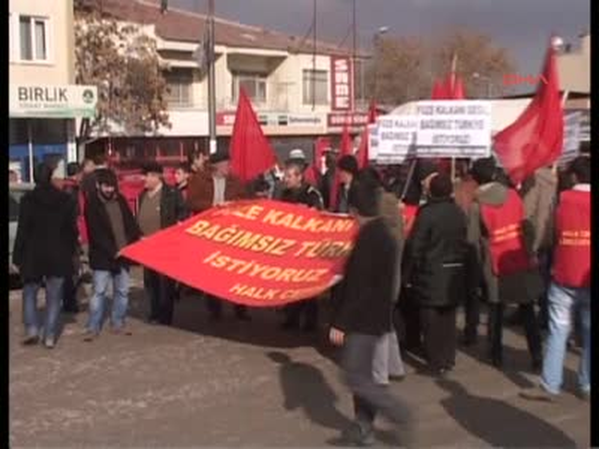 Jandarma Eylemcilerin Radar Üssüne Yaklaşmasına İzin Vermedi