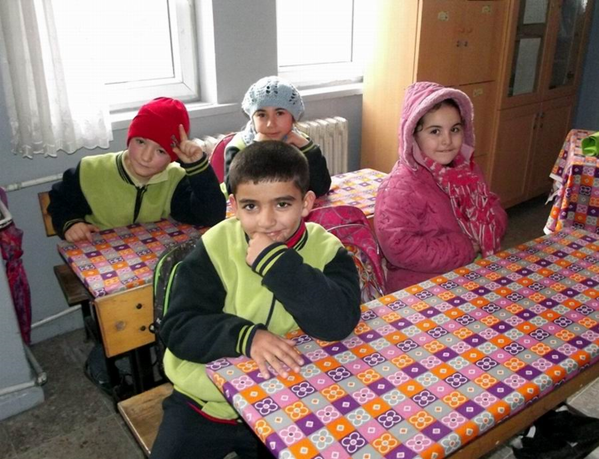 Kaloriferi Yanmayan Okulda Uludağ Manzaraları