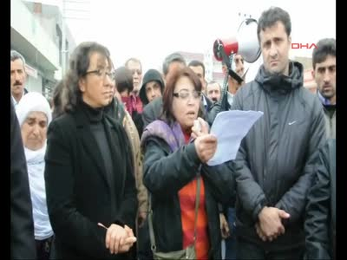 Kck Operasyonları Protesto Edildi