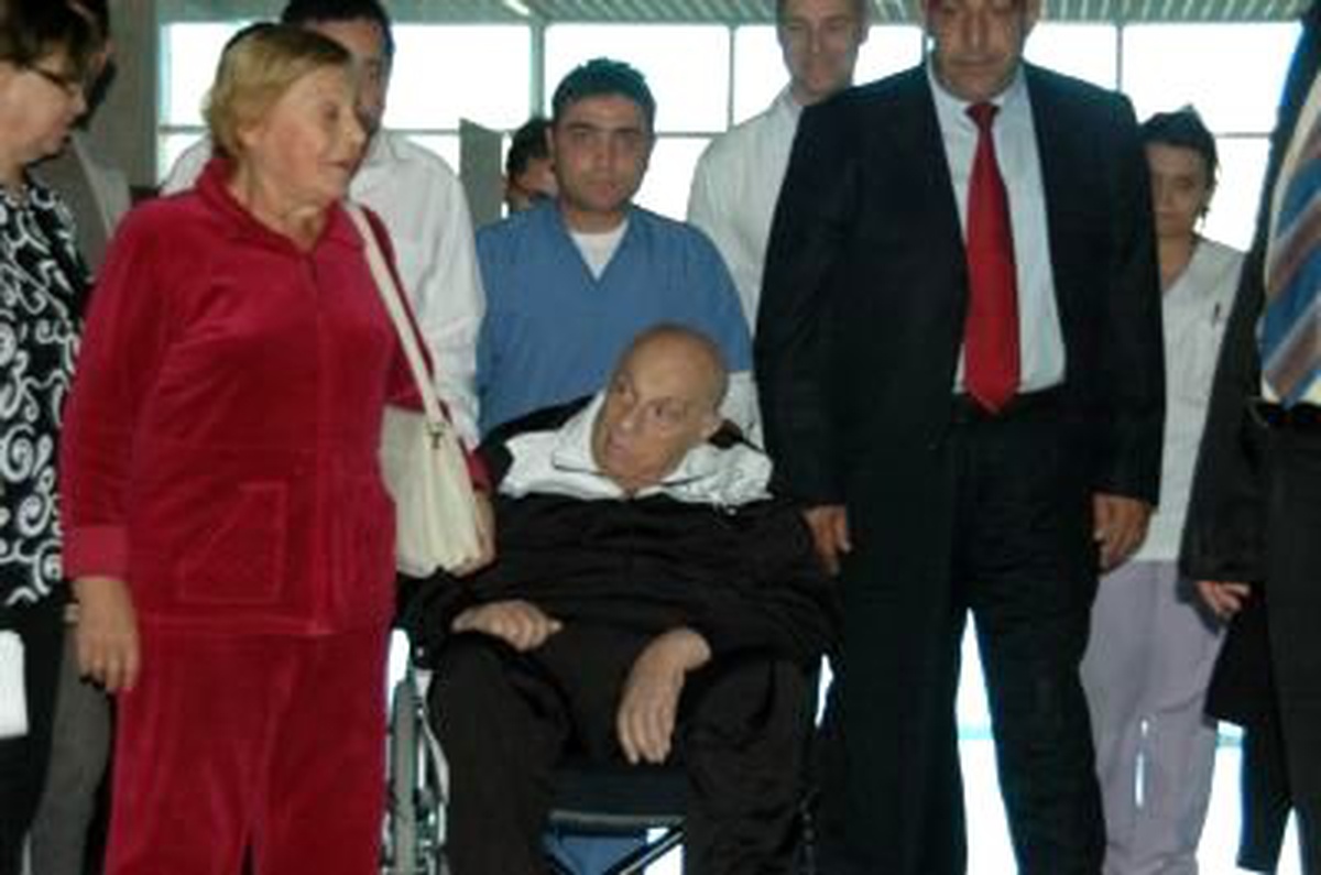 KKTC Kurucu Cumhurbaşkanı Rauf Denktaş Hayatını Kaybetti (3)