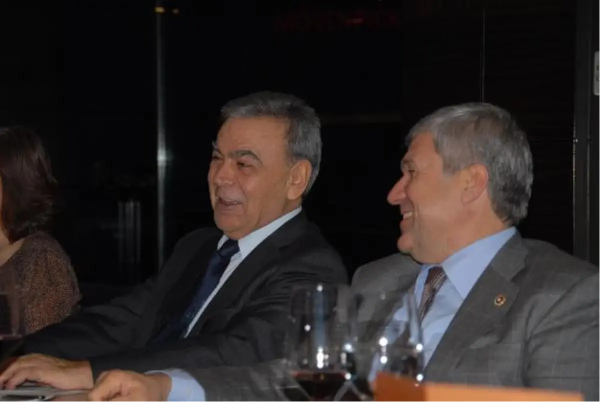 Kocaoğlu, Milletvekili Susam\'dan Özür Diledi; 6 Aylık Küskünlük Bitti