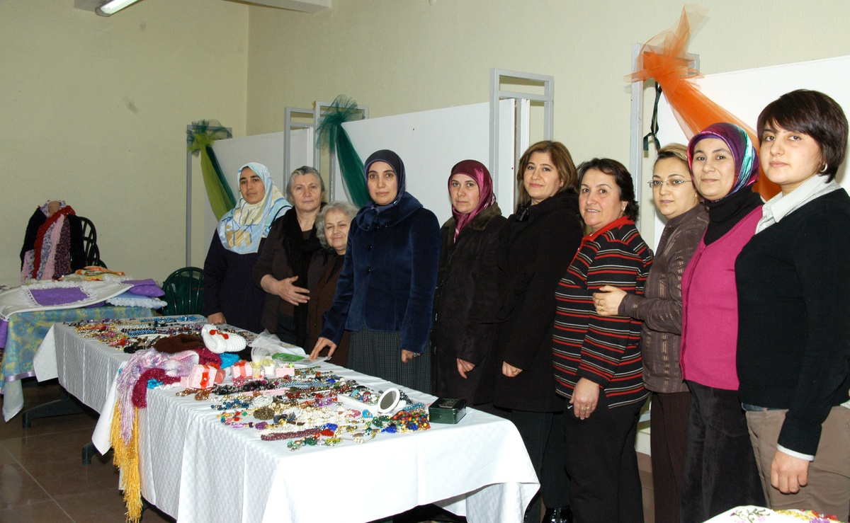Mamak, Hanımeller Çarşısı Büyük İlgi Görüyor