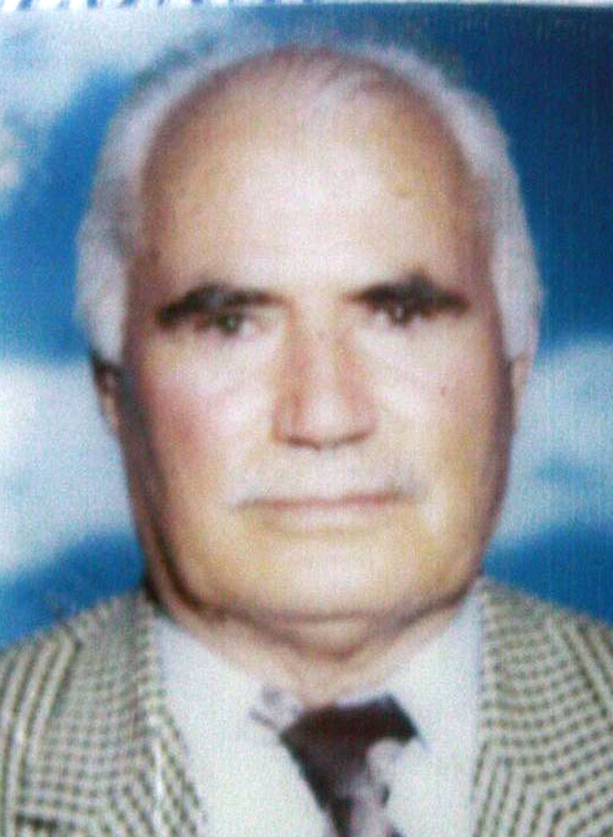 Minibüsünü Yıkarken Su Oluğunda Boğuldu