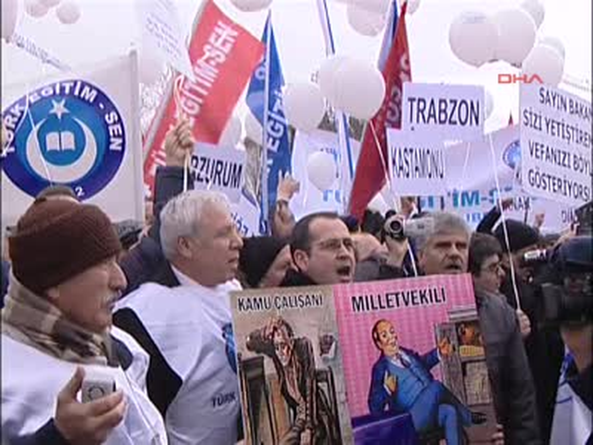 Taleplerini Meclise 'Haberci Güvercinlerle' Yolladılar