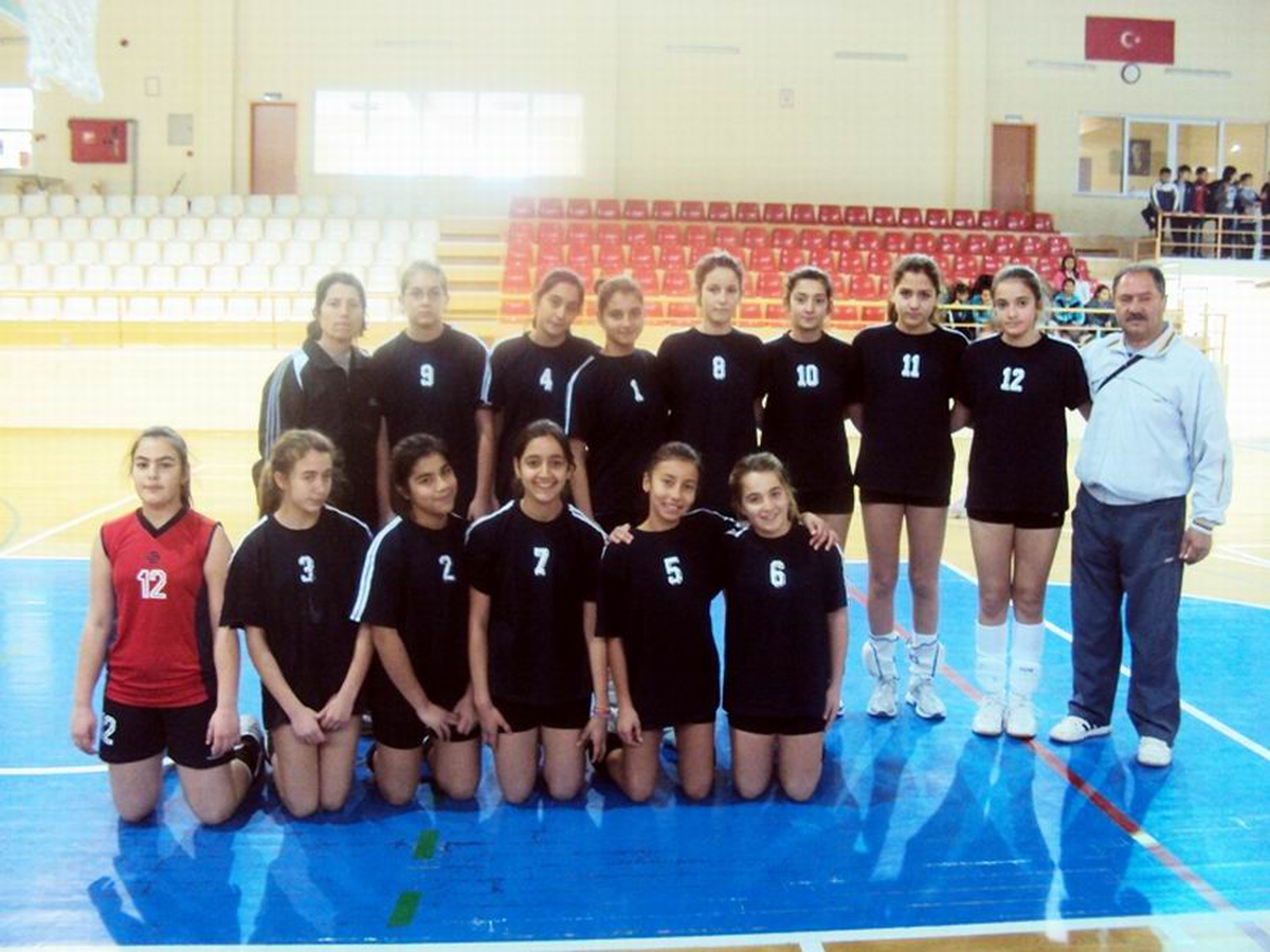 Voleybolda Sakarya İ.ö.o. Rüzgarı