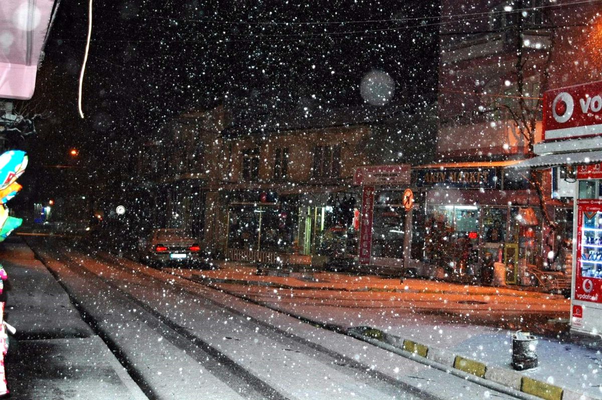 Balıkesir'de Kar Yağışı