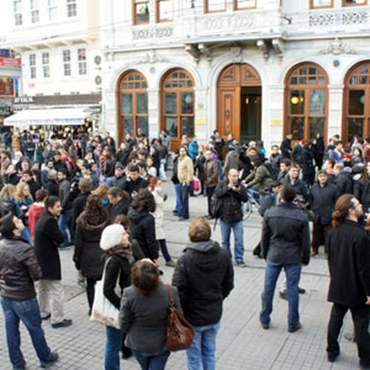 Beyoğlu'nda Şaşırtan Eylem
