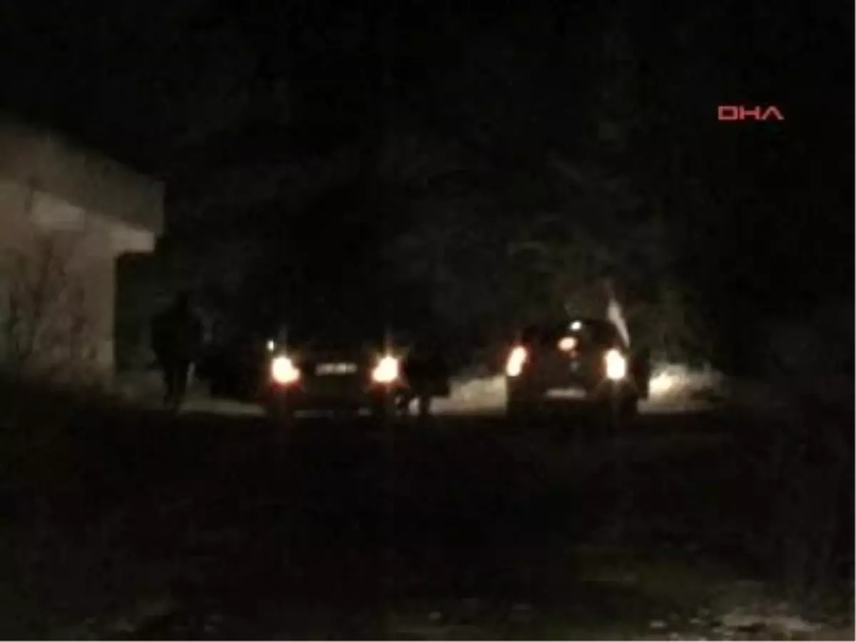 Çaldıkları Malı Sahibine Satmaya Kalkınca Yakalandılar