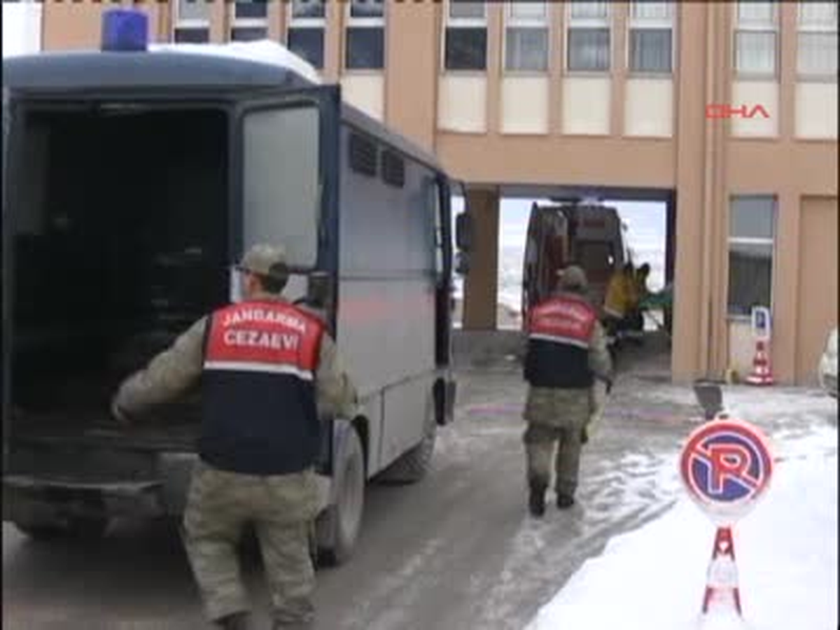 Cezaevi\'nden Kaçan 2 Kişi Polis Tarafından Yakalandı