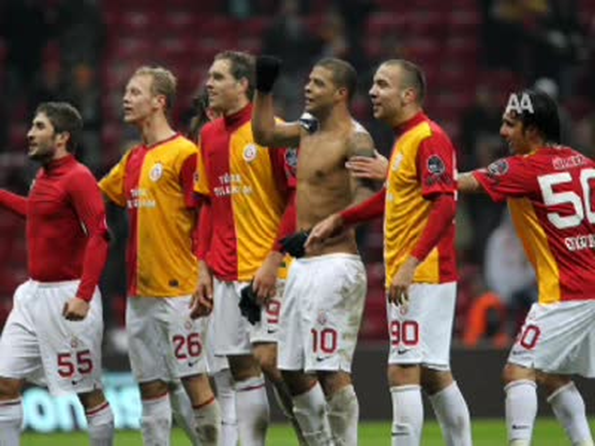 Galatasaray Rekora Koştu