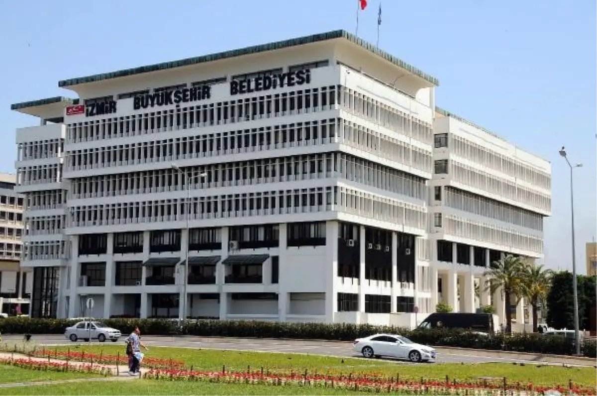 İzmir Büyükşehir Belediyesi, Hazine Borcunu Yıl Sonunda Sıfırlayacak