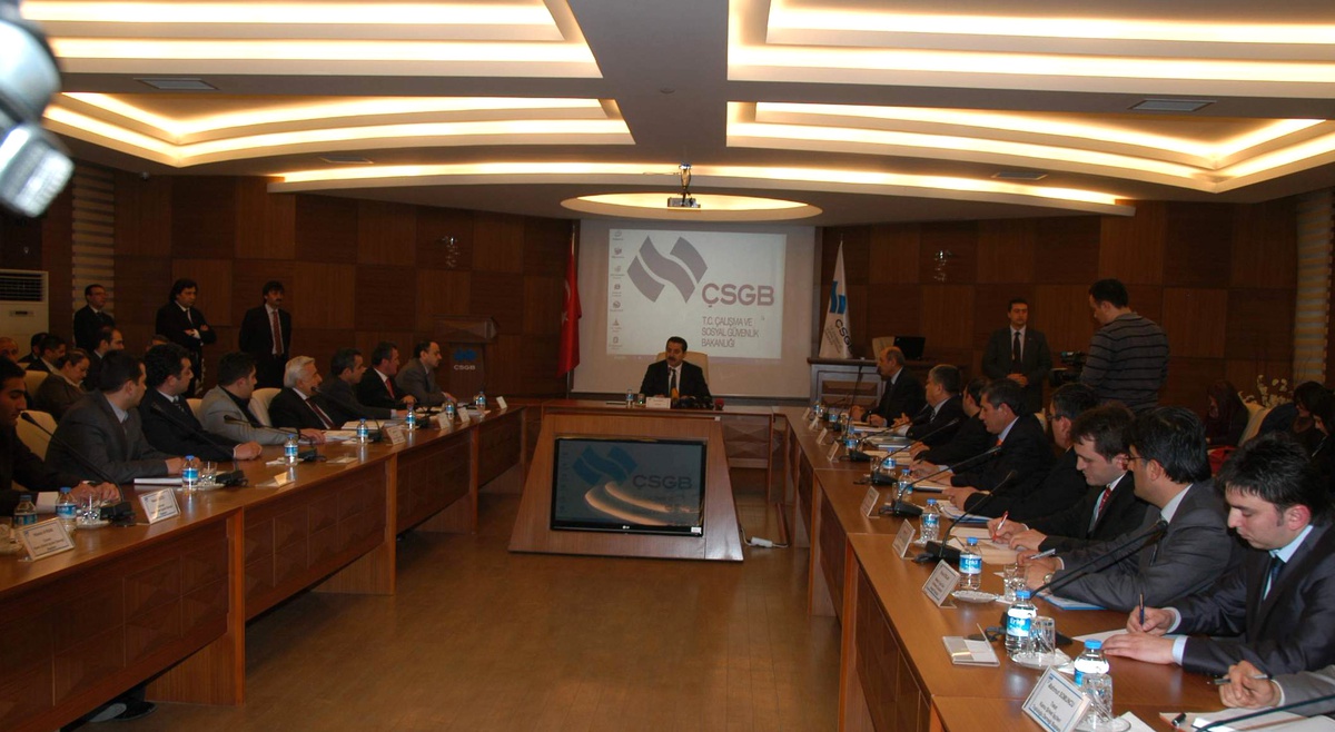 Kamu Şirket Çalışanları Dernekleri Sorunlarını Bakan Çelik\'e İletti