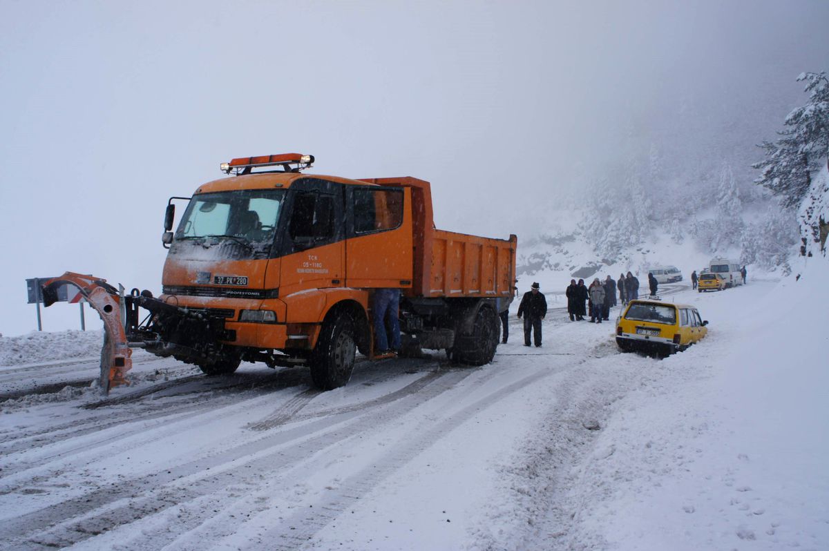 Kapalı Köy Yolu Sayısı 93\'e İndi
