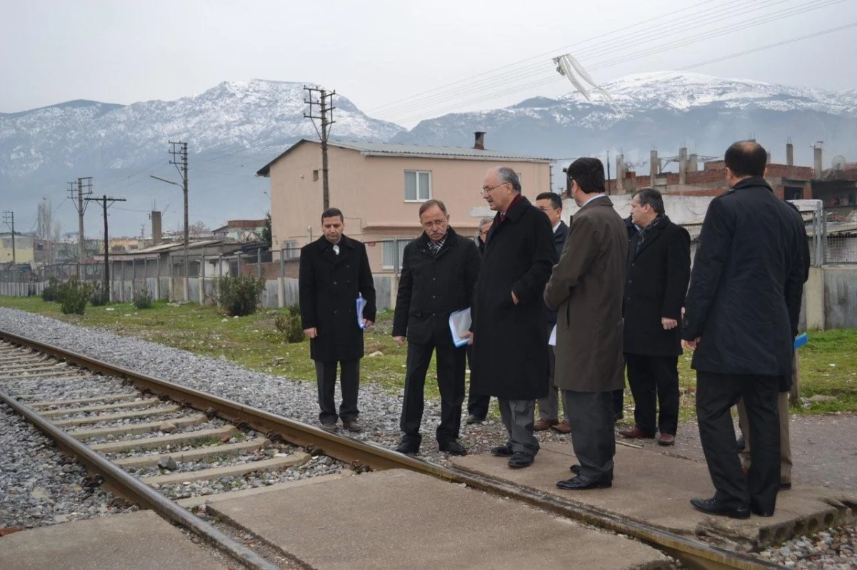 Manisa\'da Tren Kazalarına Köklü Çözüm Bulunuyor