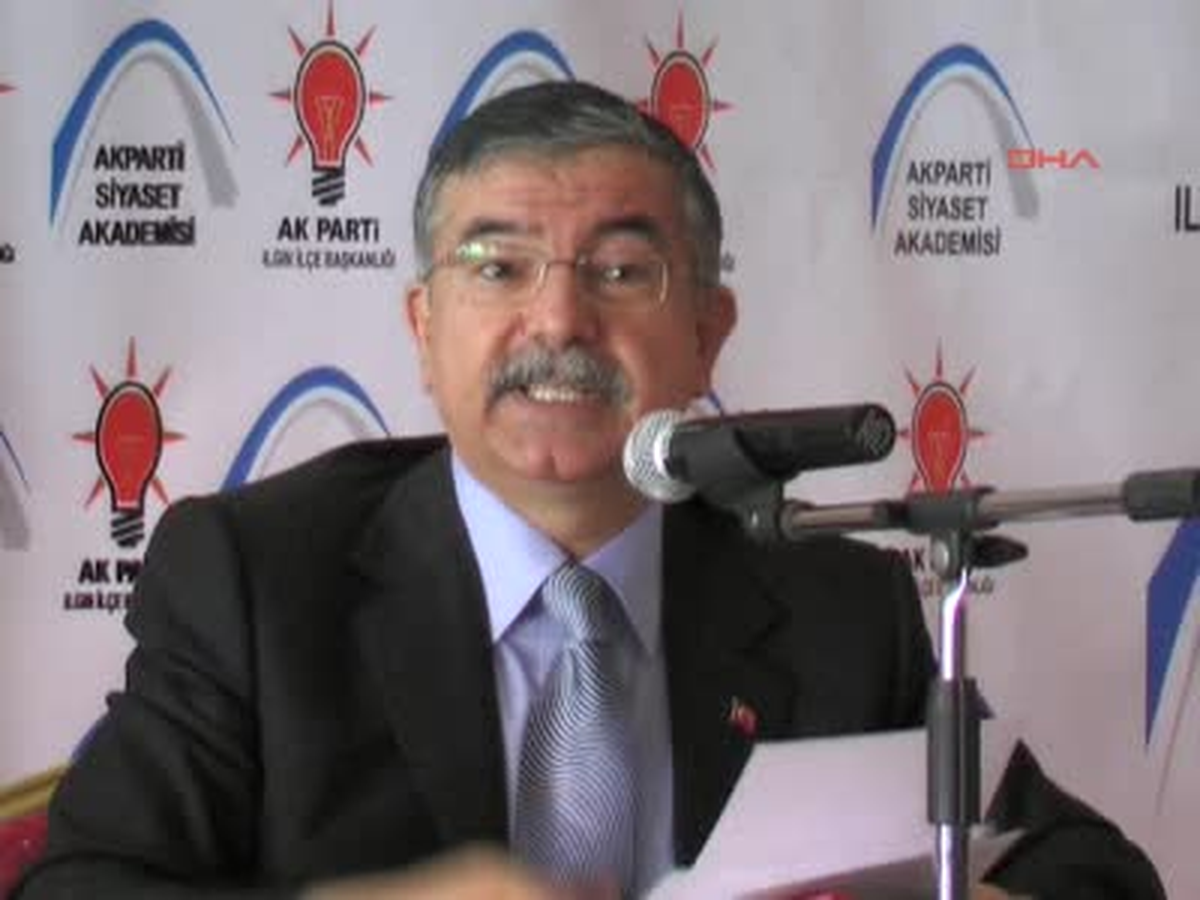 Milli Savunma Bakanı İsmet Yılmaz: Avrupa Birliği'nde Olmamamız Şu An Türkiye Lehine