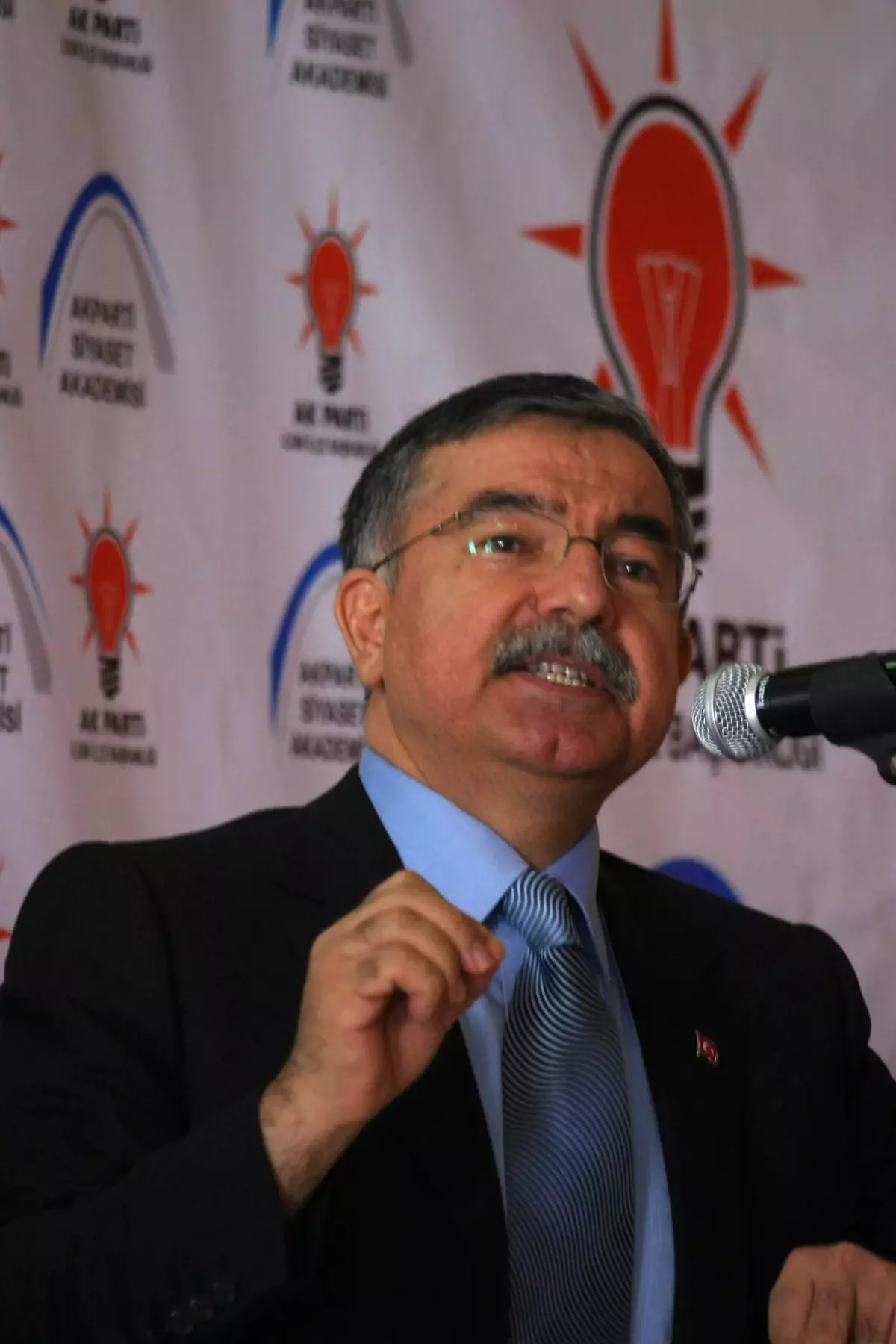 Milli Savunma Bakanı Yılmaz\'ın Konya Ziyareti