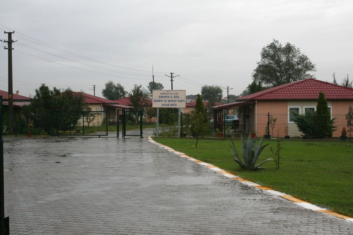 Sakarya İl Özel İdaresi ve Şefkat Vakfı Arasında İmzalanan Protokol