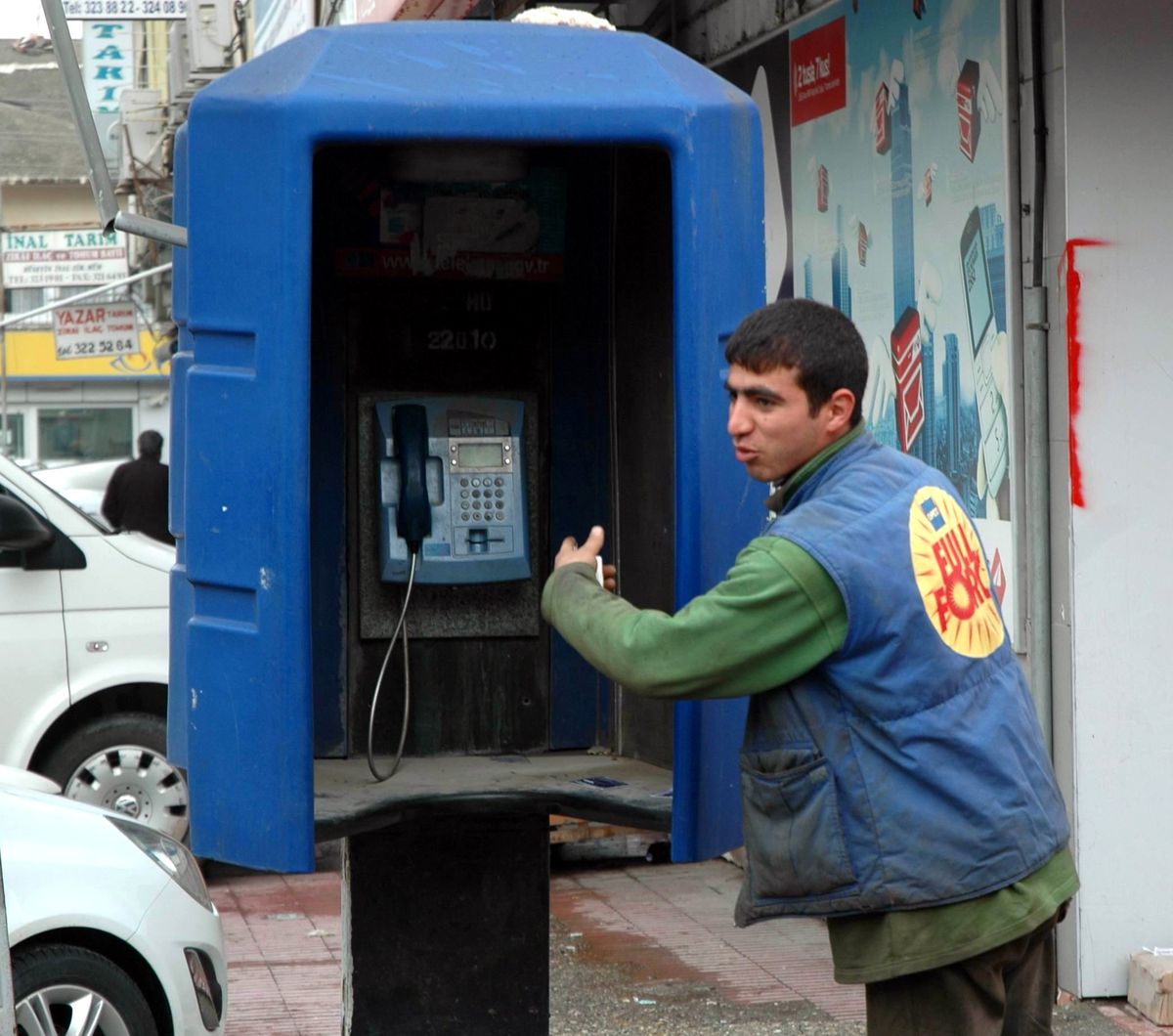 Telefon Kulübesinde Bomba Alarmı