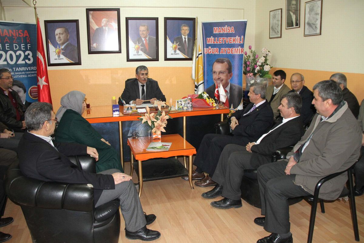 Akhisar Has Parti'den AK Parti Yeni Yönetimine Ziyaret