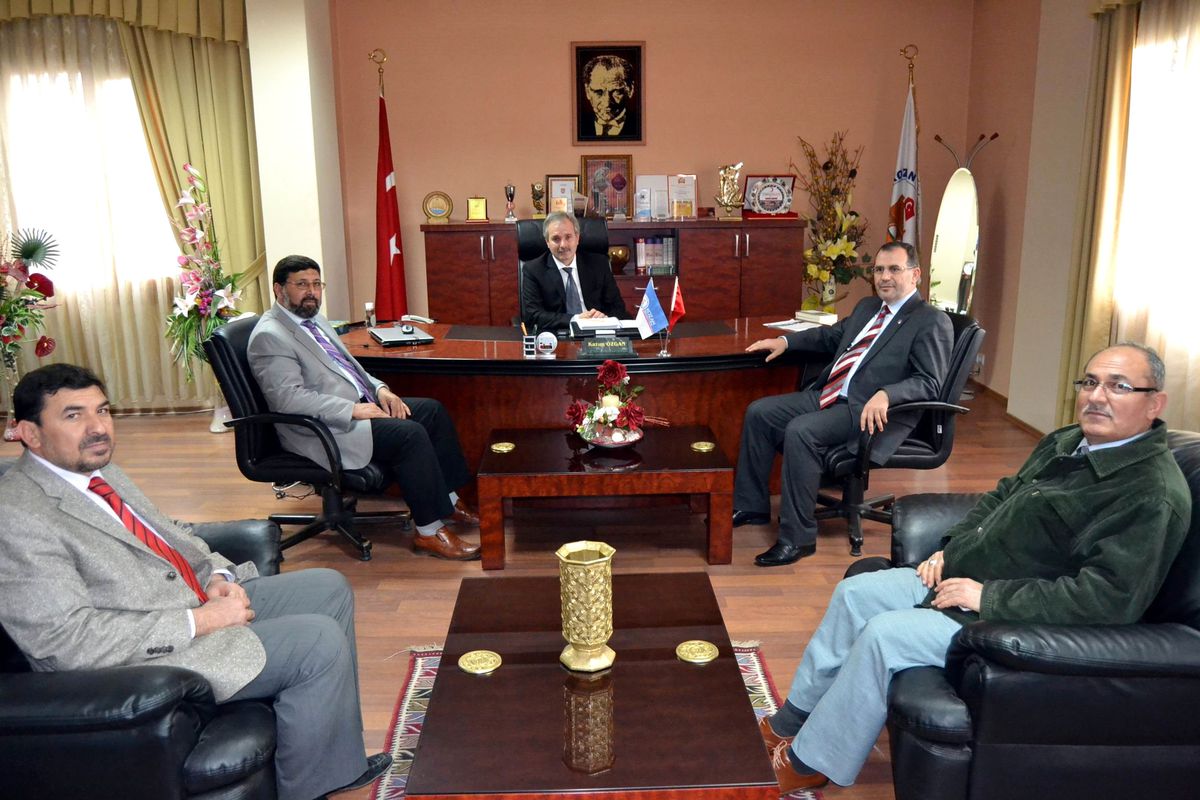 Başkan Özgan\'a Hizmet Teşekkürü
