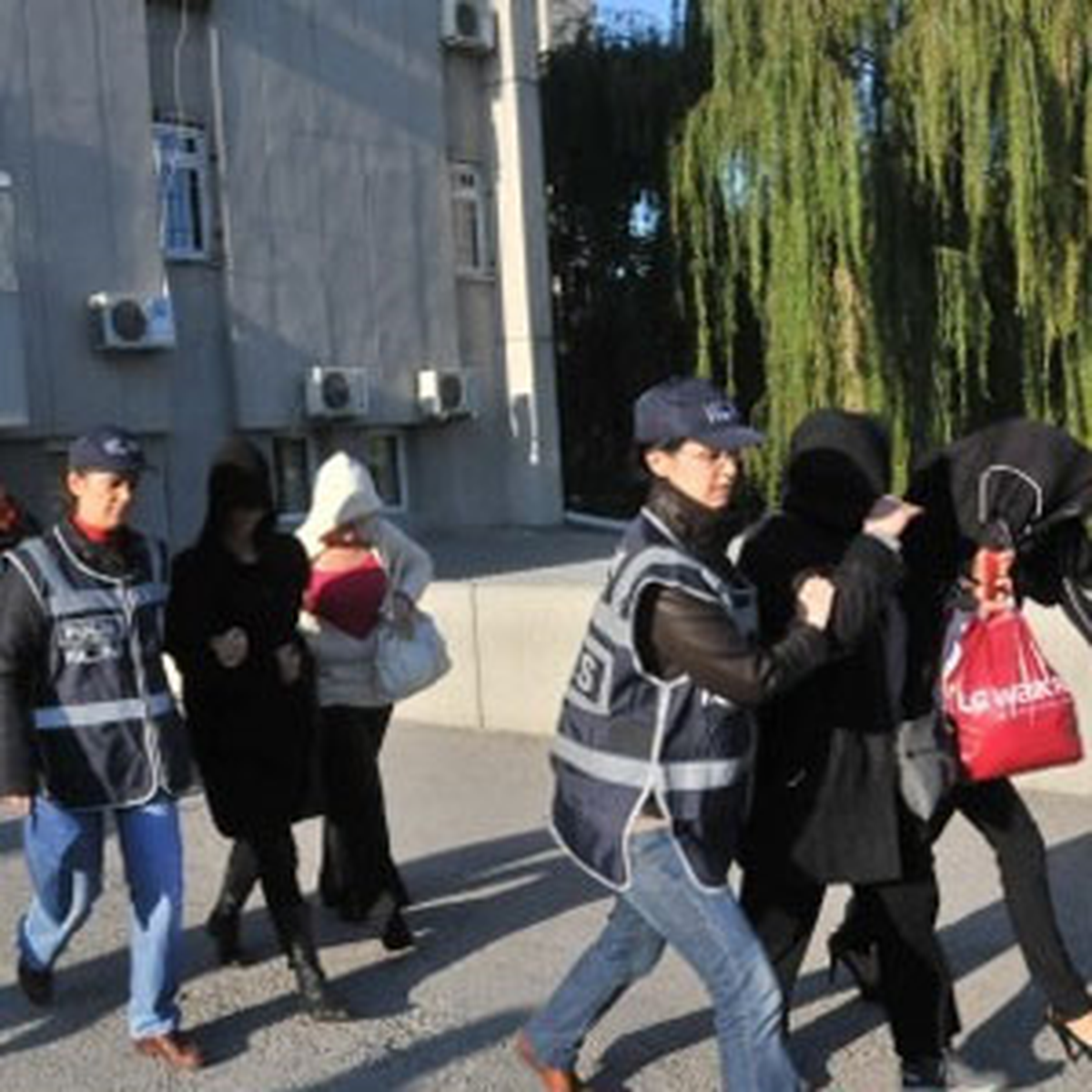 Başkentte İnsan Tacirlerine Darbe