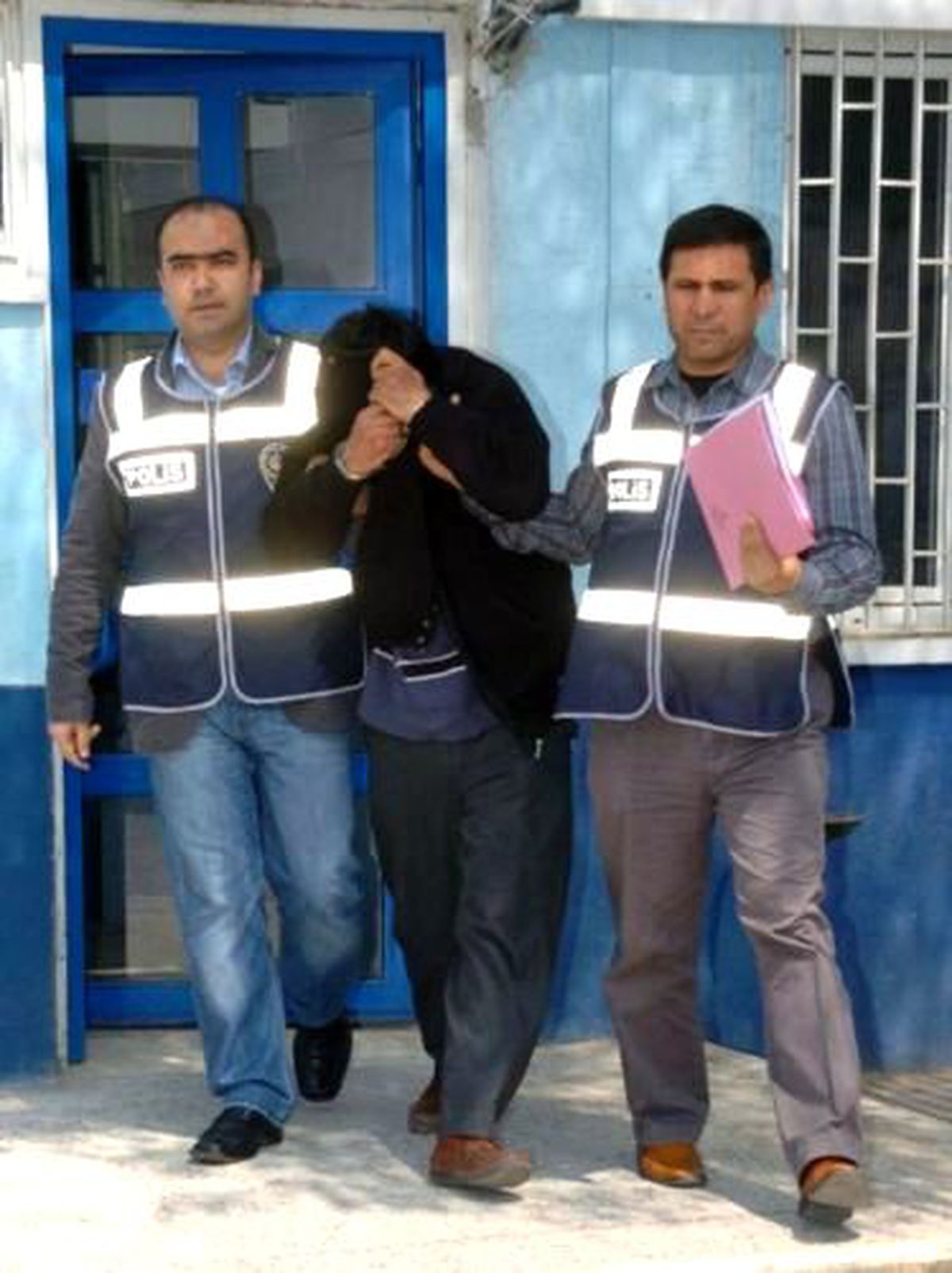Çocuğa Cinsel Organını Gösterene 3 Ay Hapis Cezası