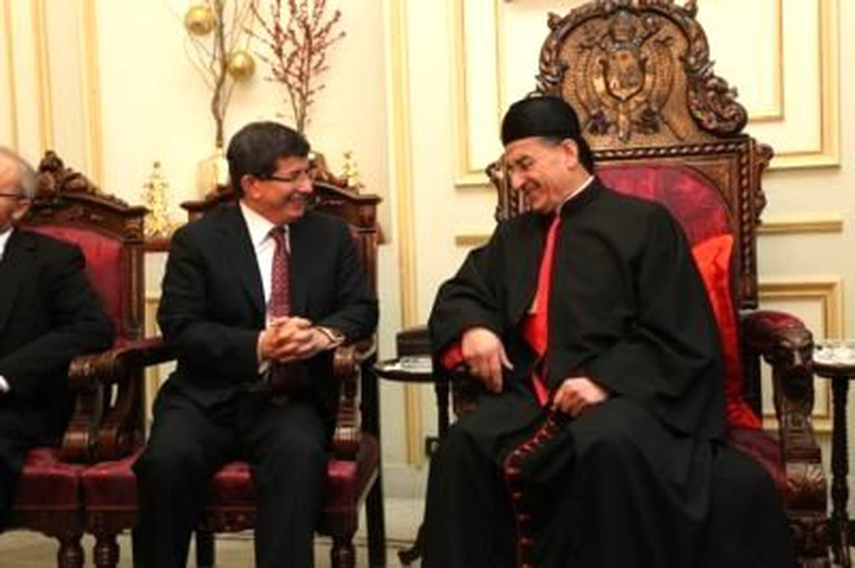 Davutoğlu\'nun Beyrut Ziyareti Lübnan Basınında