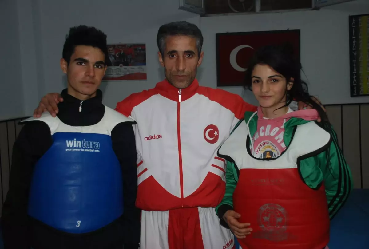 Didimli Sporcular Gençler Tekvando Türkiye Şampiyonasına Katılacak