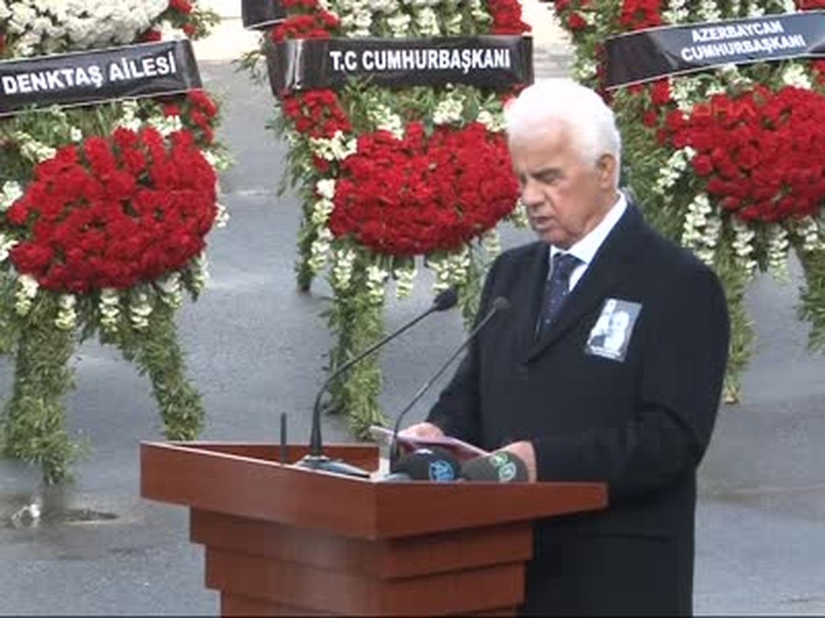 Ek5 Denktaş İçin Cumhurbaşkanlığı Sarayı\'nda Tören Düzenlendi