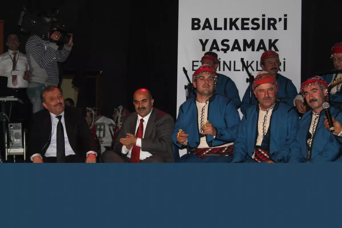 İstanbul\'daki Balıkesirlileri Dursunbey Coşturdu