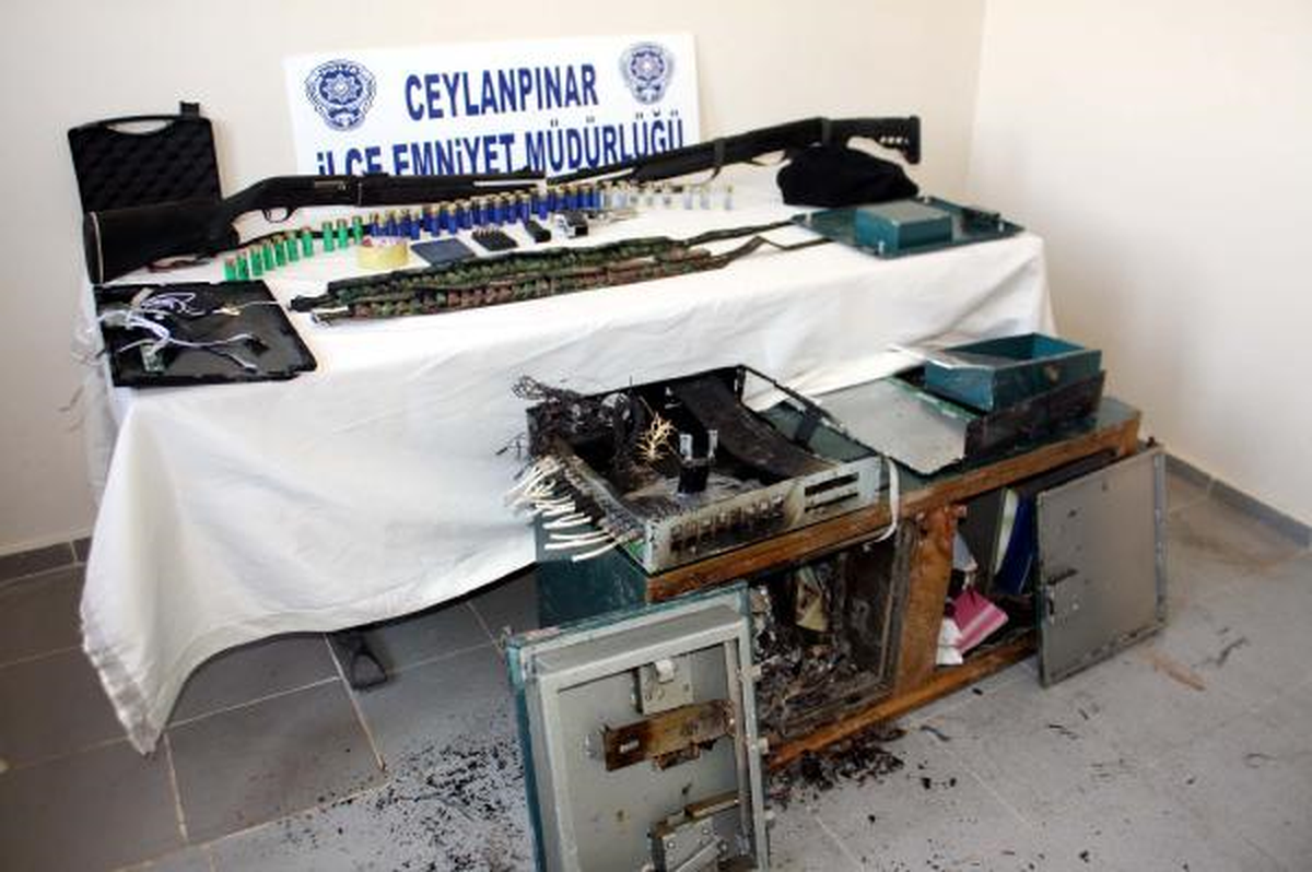 Kar Maskeli İstasyon Soyguncuları Yakalandı