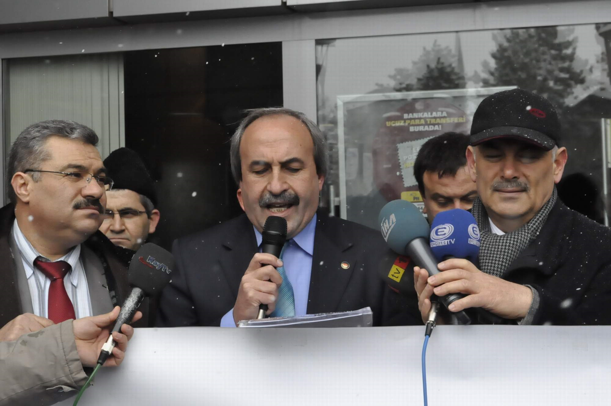 Kara Rağmen Eylemlerinden Vazgeçmediler
