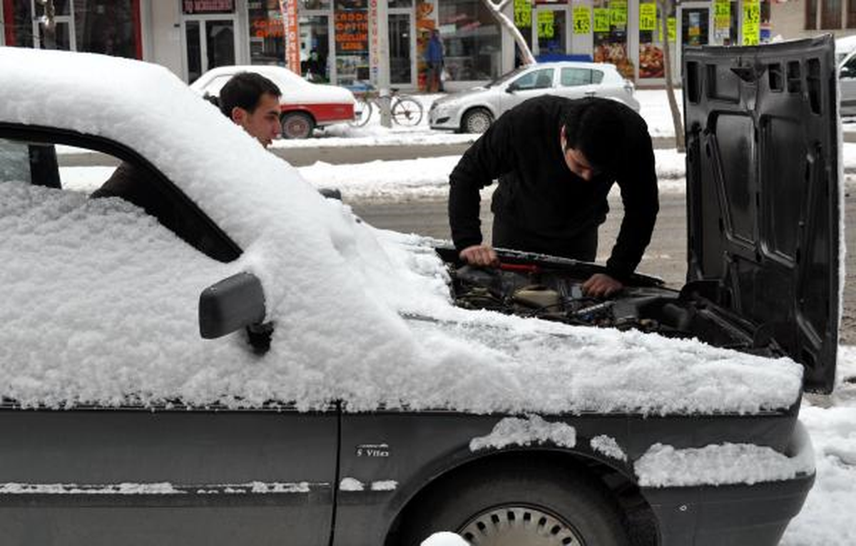 Konya ve Aksaray\'da Okullara Kar Tatili