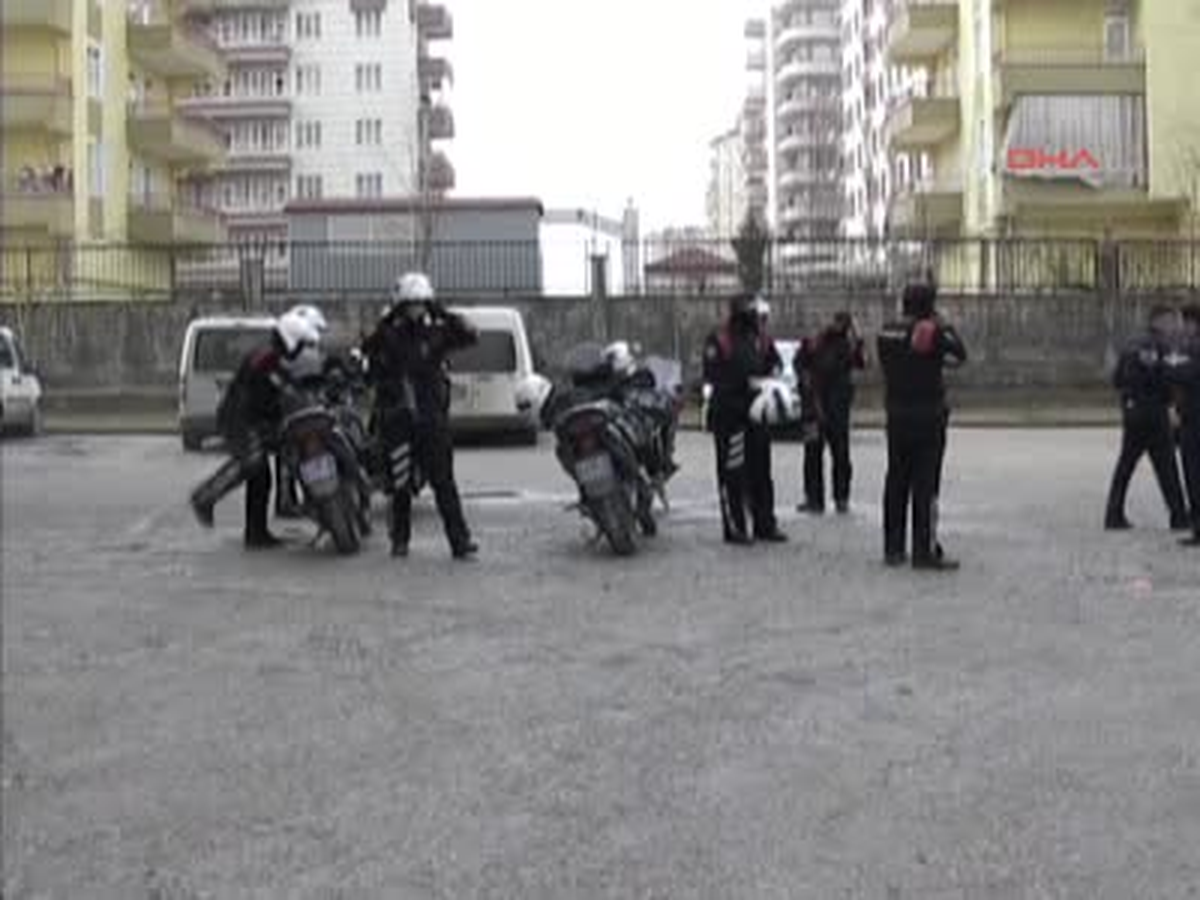 Liseli Genç, Kazayla Babasını Öldürdü D